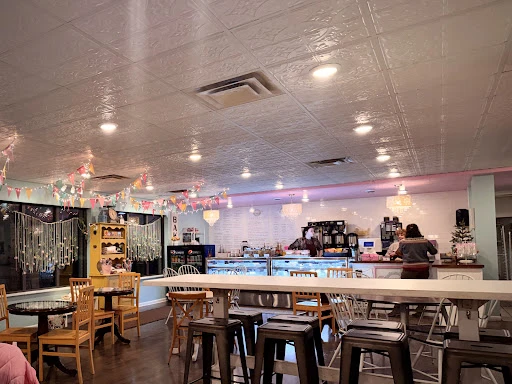 Diamond Dust Bakery & Coffee Shop photo 3